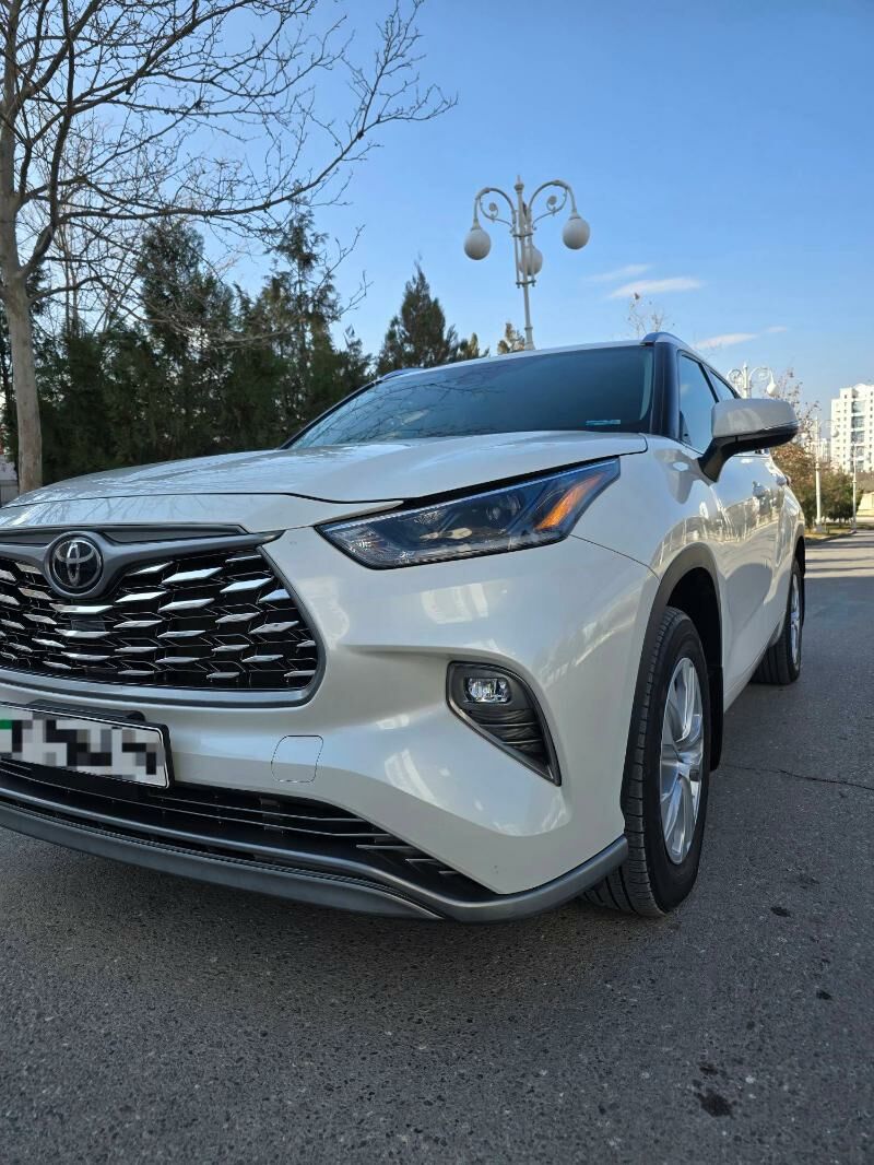 Toyota Highlander 2021 - 670 000 TMT - Ашхабад - img 1