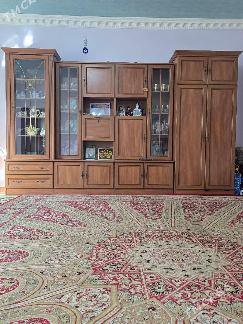 serwant - Балканабат - img 1