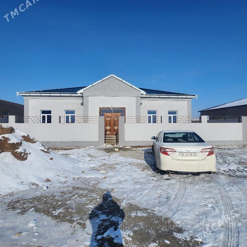 Jaÿ 30 ÿyllyk elitka - Губадаг - img 1