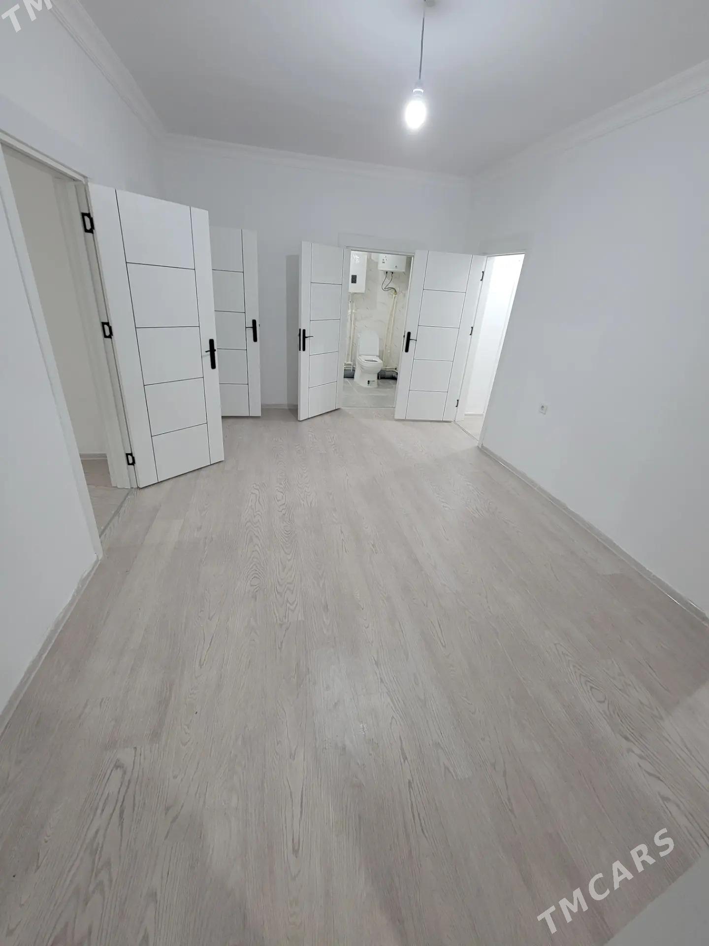 Anew polelitka 4/3 3kom 114m² - Анев - img 1