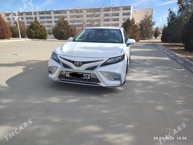 Toyota Camry 2023 - 340 000 TMT - Balkanabat - img 1