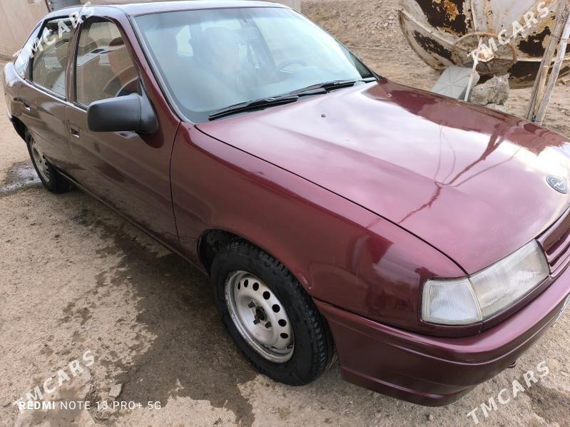Opel Vectra 1992 - 35 000 TMT - Губадаг - img 1