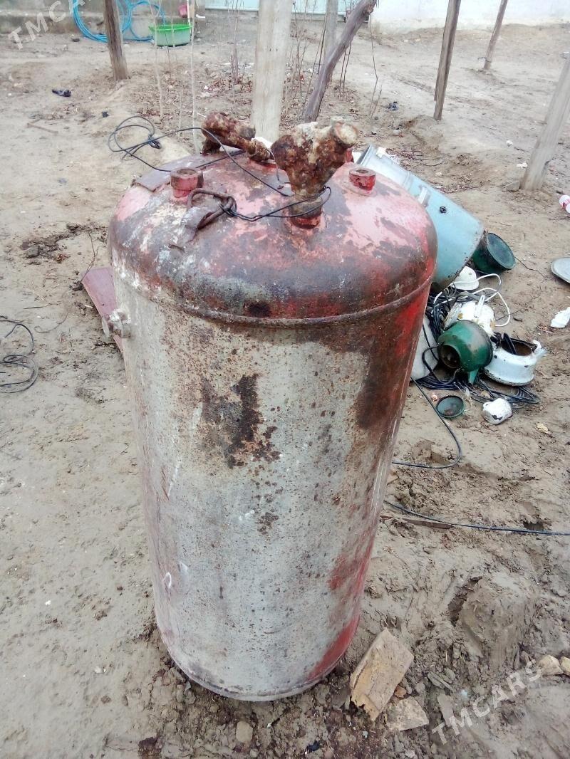 boylere demir we akno raşotka - Gyzylarbat - img 1