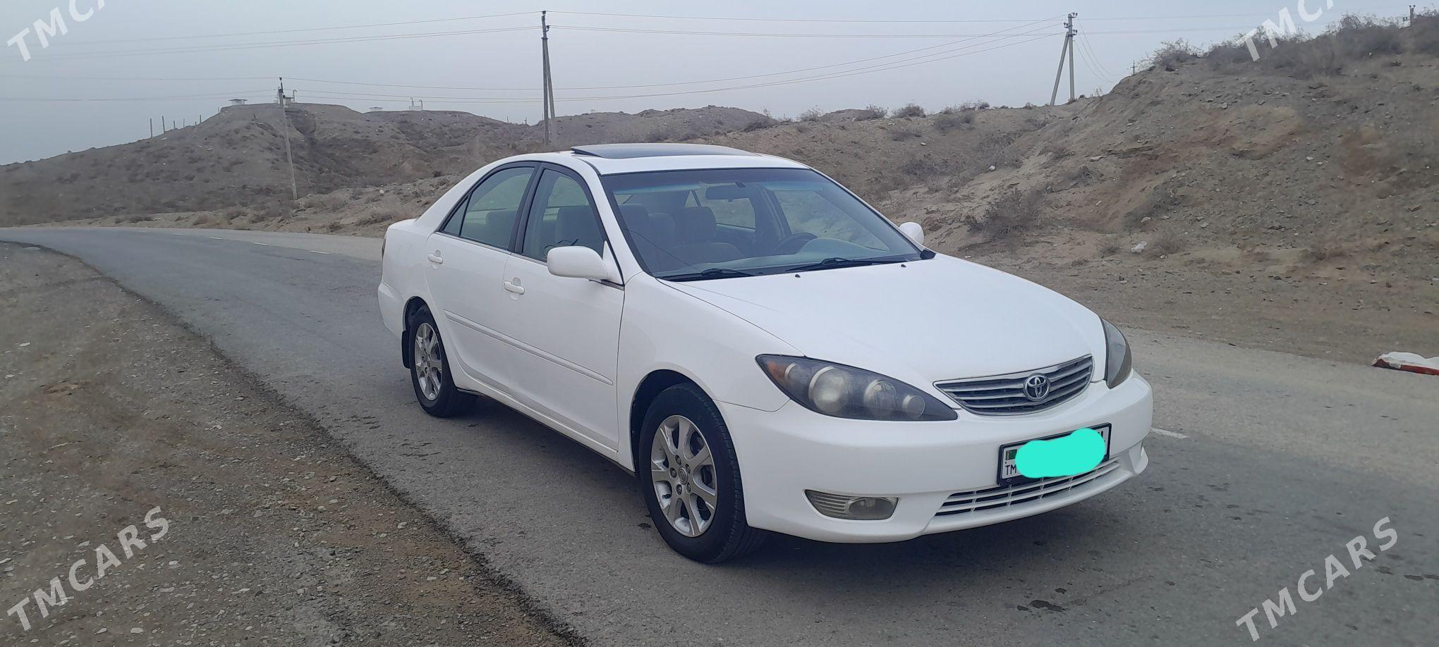 Toyota Camry 2004 - 165 000 TMT - Гызыларбат - img 1