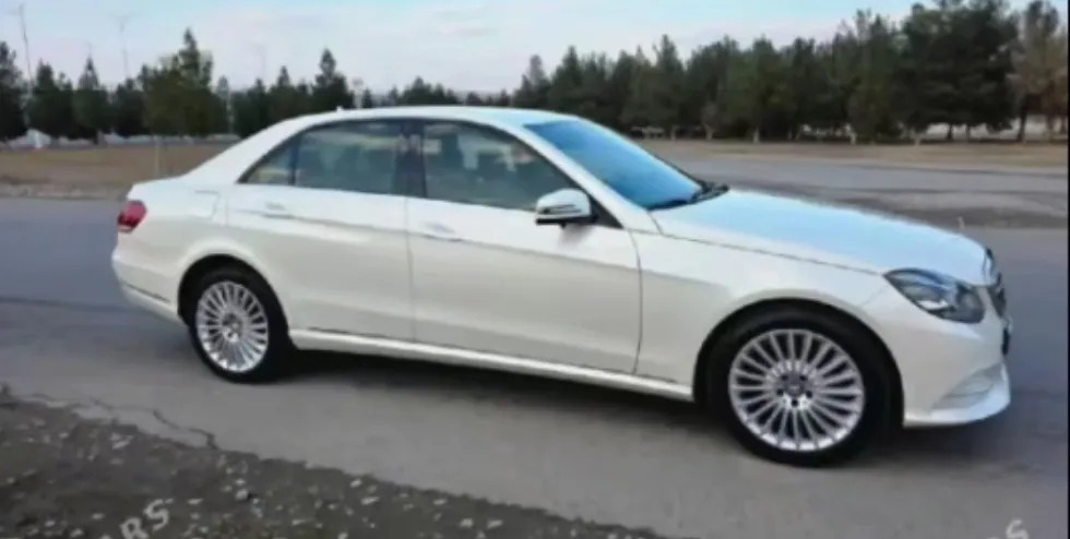Mercedes-Benz E350 2014 - 400 000 TMT - Ашхабад - img 1