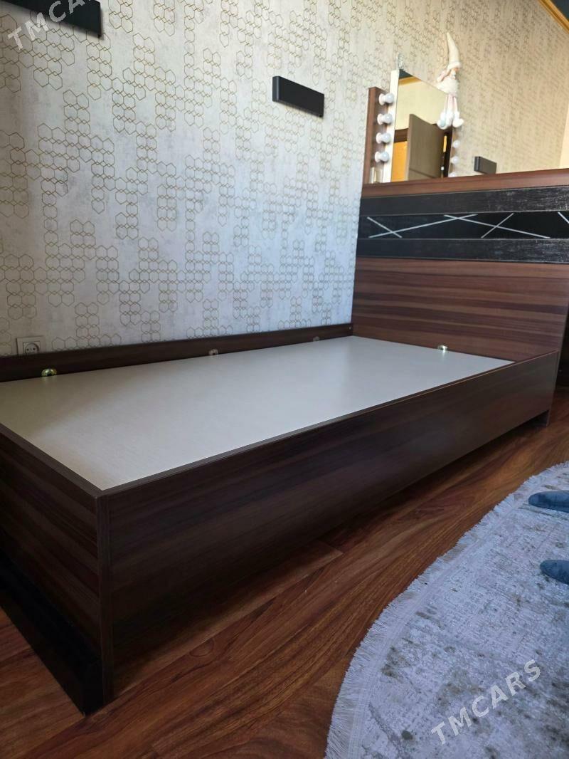 Б/у кровать - Parahat 2 - img 1