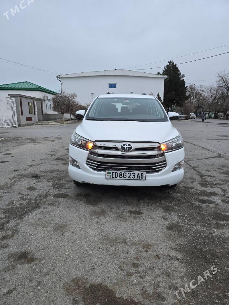 Toyota Innova 2020 - 275 000 TMT - Ашхабад - img 1