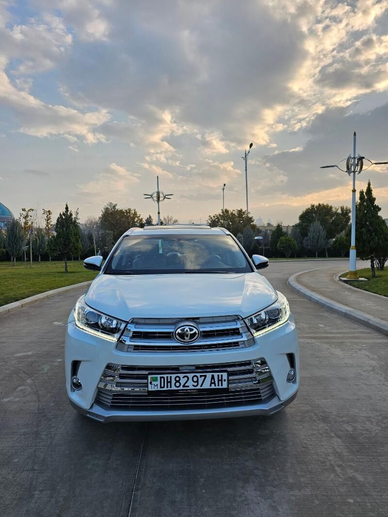 Toyota Highlander 2017 - 405 000 TMT - Ашхабад - img 1