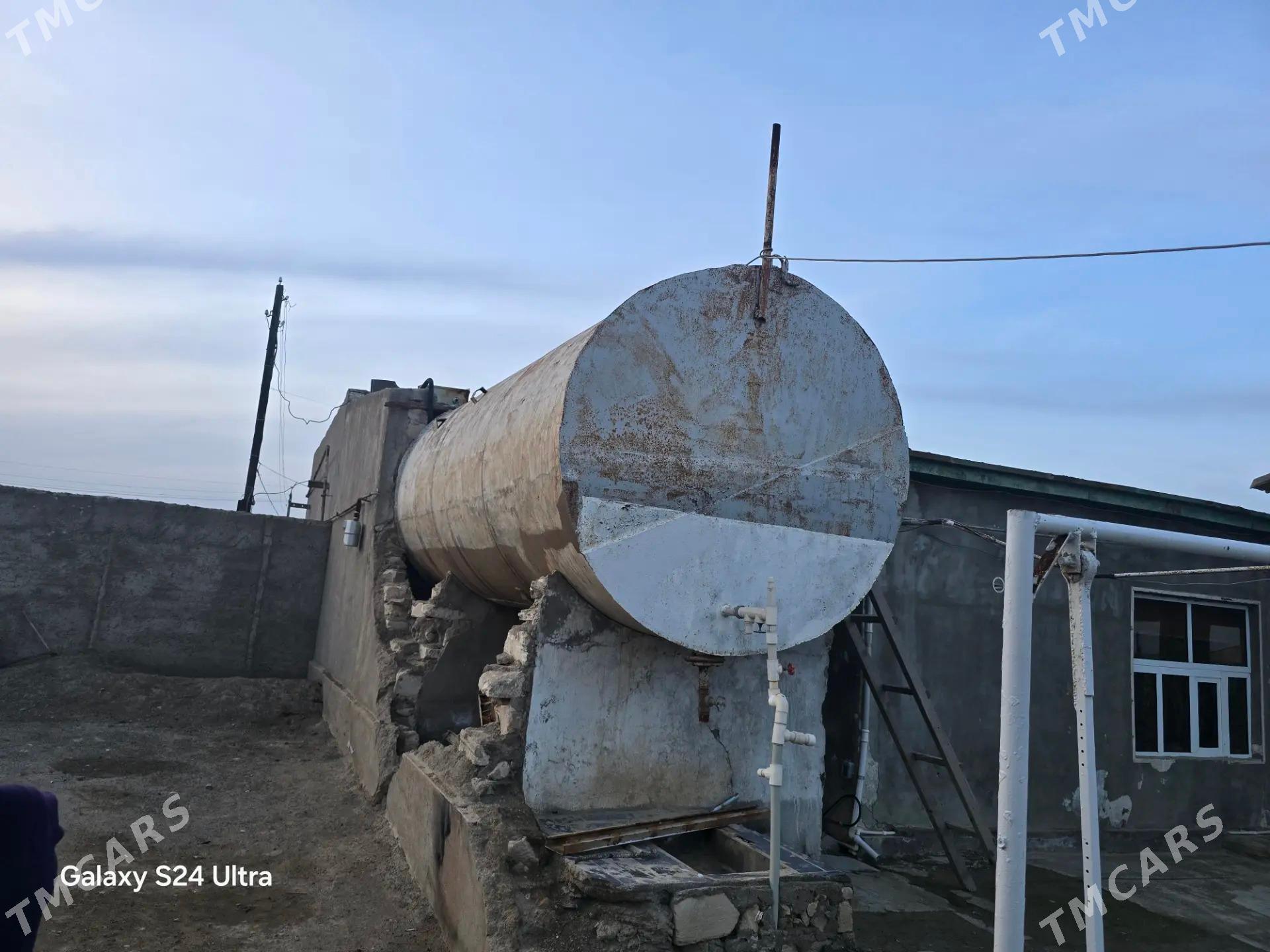 Yomkust - Türkmenbaşy - img 1