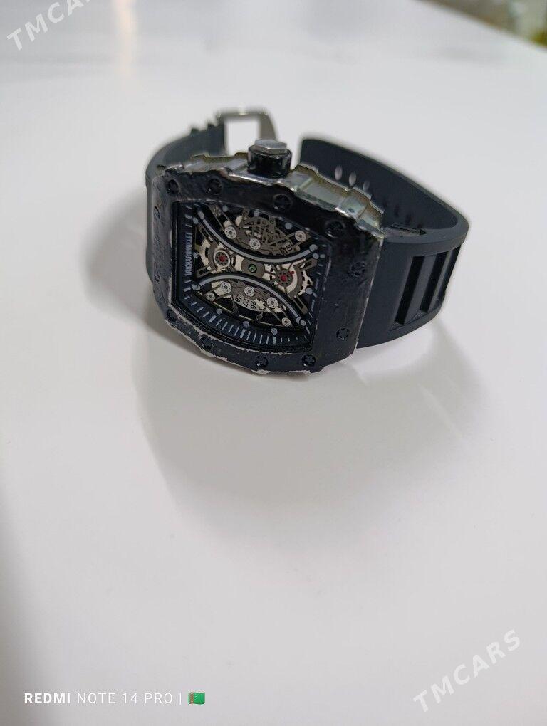 SATLYK SAGAT RICHARD MILLE - Халач - img 1