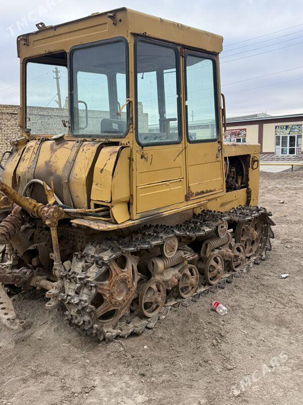 John Deere 1986 - 100 000 TMT - Туркменабат - img 1