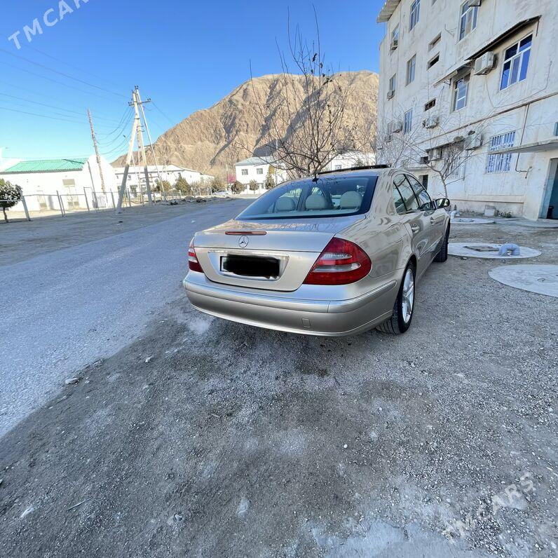 Mercedes-Benz E320 2003 - 118 000 TMT - Балканабат - img 1