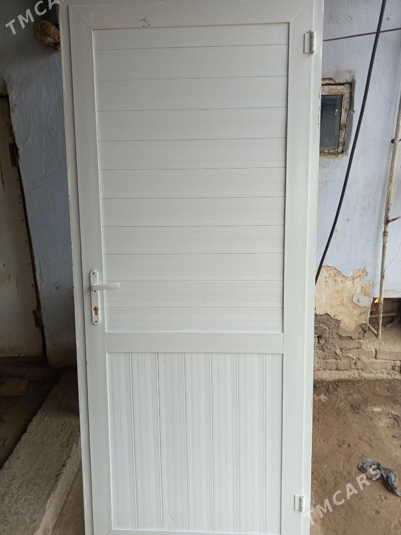 дверь - Туркменабат - img 1