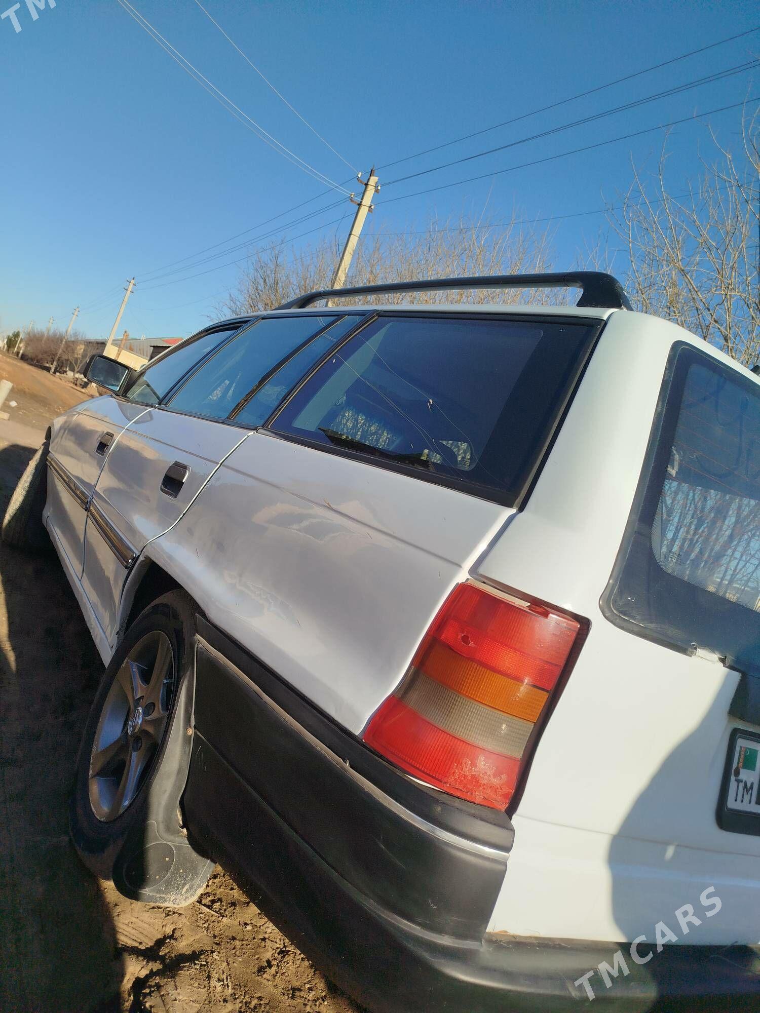 Opel Astra 1992 - 36 000 TMT - Мары - img 1