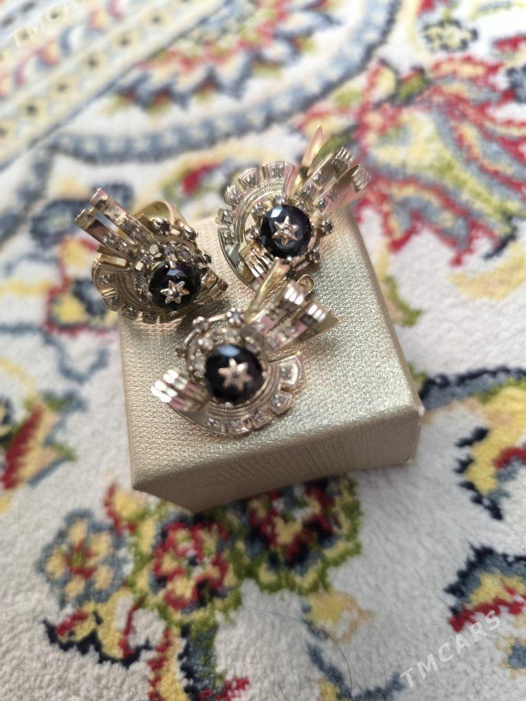 Gyzyl Brilyant komplekt - Анев - img 1