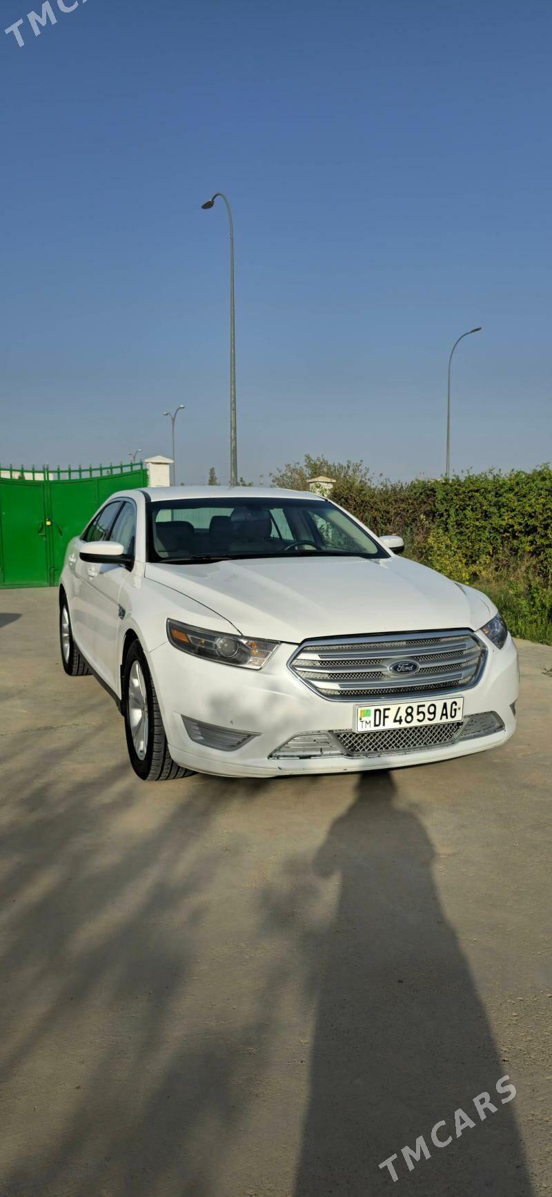 Ford Taurus 2017 - 227 000 TMT - Ашхабад - img 1