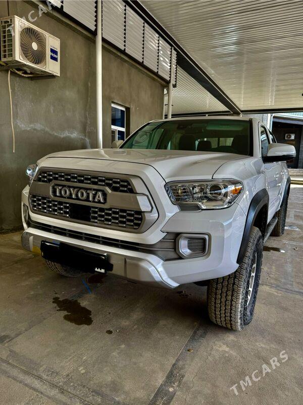 Toyota Tacoma 2023 - 500 000 TMT - Мары - img 1