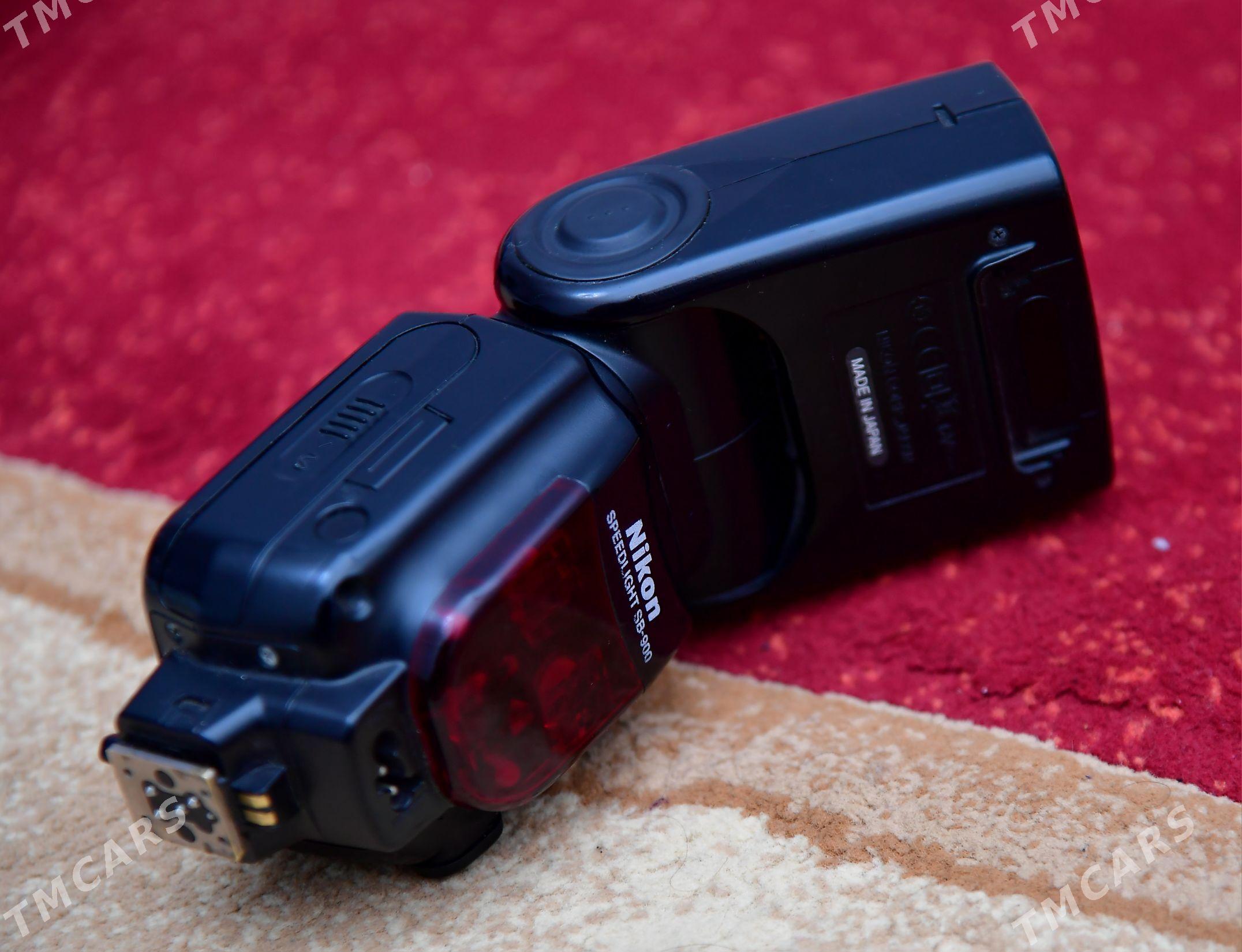 Nikon Sb 900 - 30 mkr - img 1