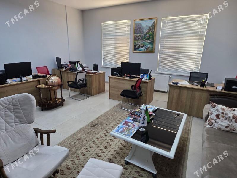 Ofis yubileyniy 1 gat 50 m2 - Гаудан "В" - img 1