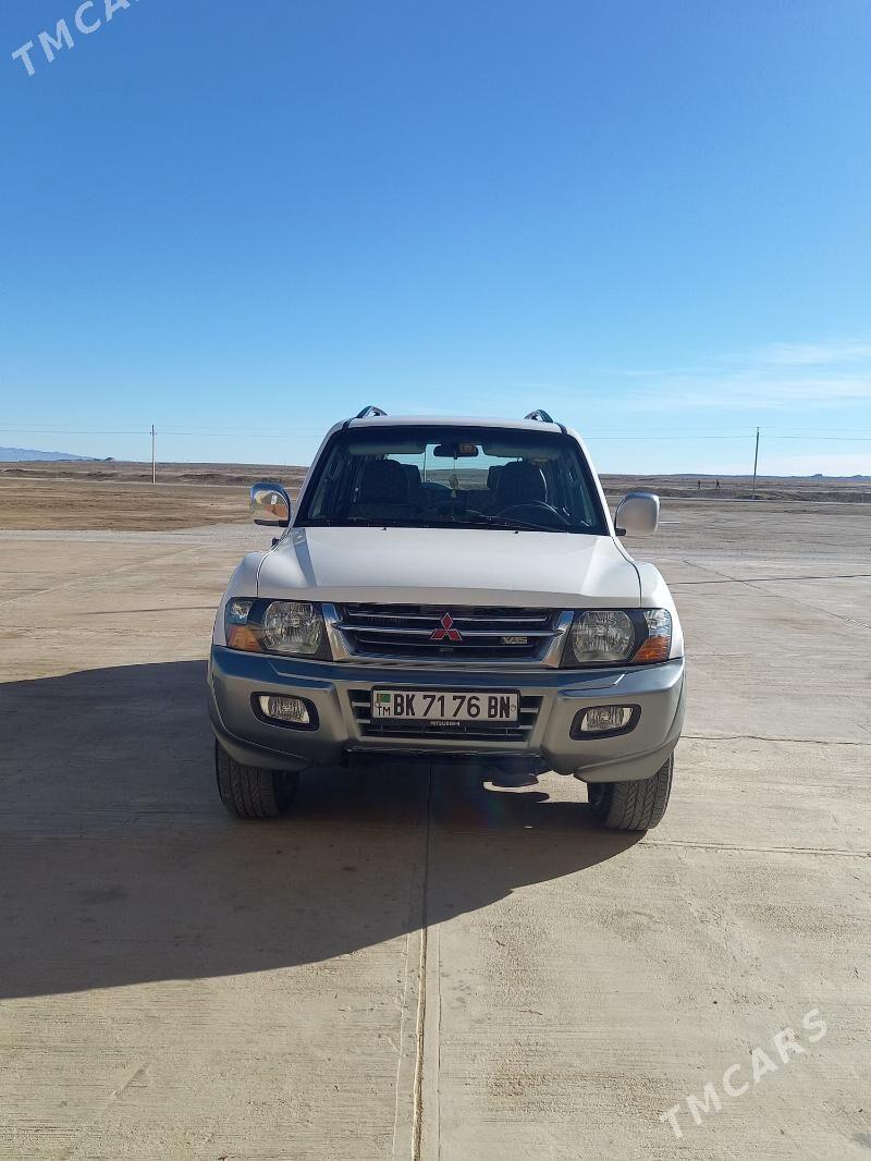 Mitsubishi Pajero 2002 - 135 000 TMT - Гумдаг - img 1