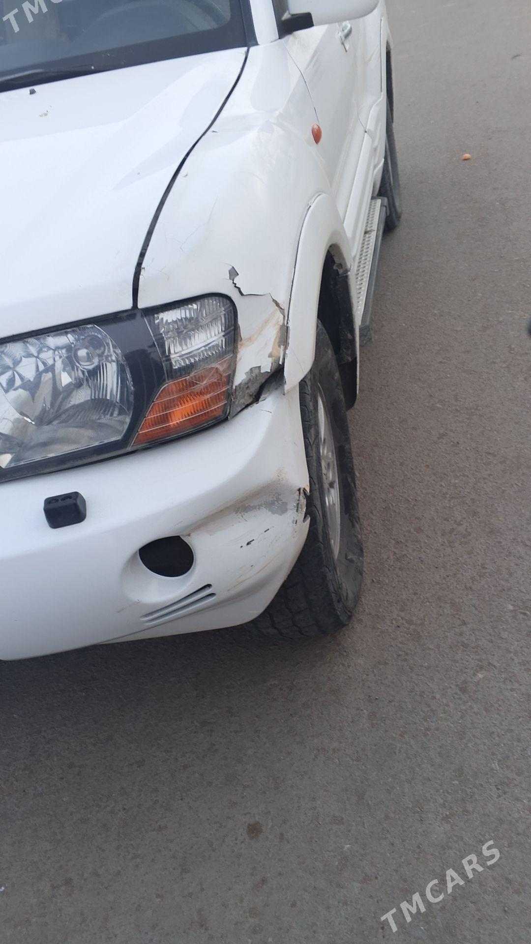 Mitsubishi Montero 2002 - 90 000 TMT - Дашогуз - img 1