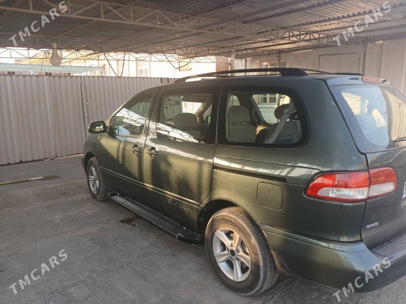 Toyota Sienna 2003 - 165 000 TMT - Türkmenabat - img 1
