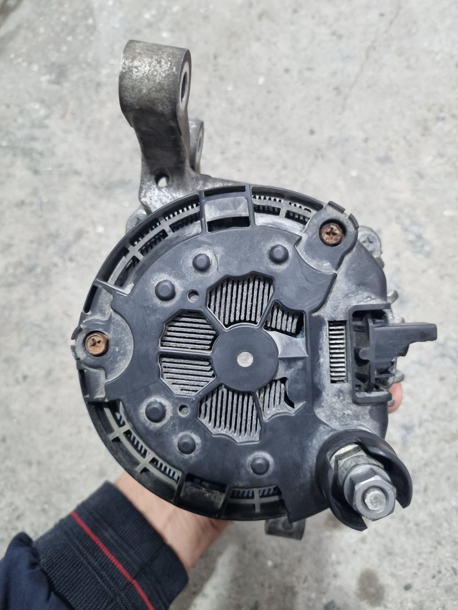 Ford Explorer Generator 3 500 TMT - Änew - img 1