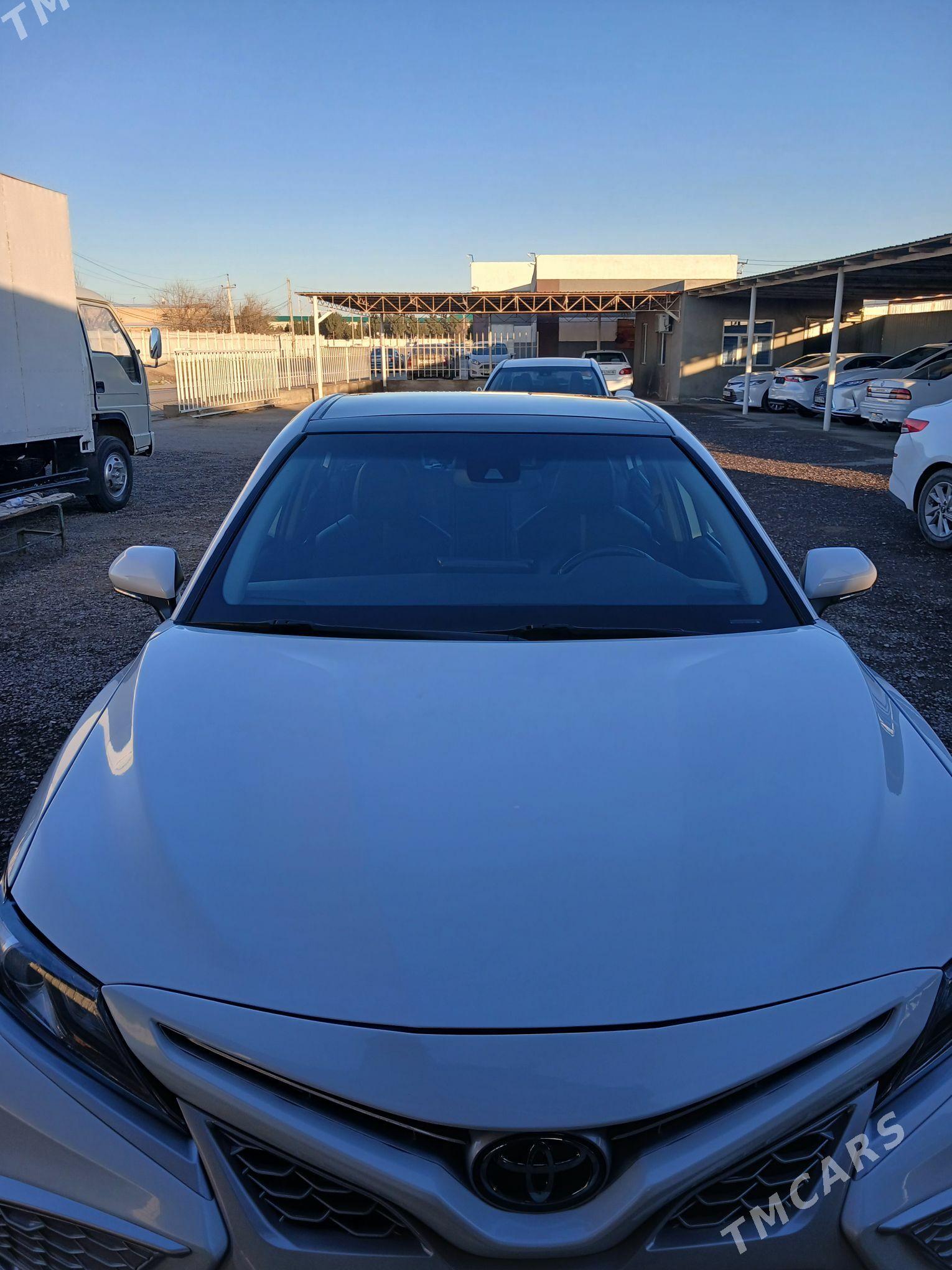 Toyota Camry 2022 - 420 000 TMT - Мары - img 1