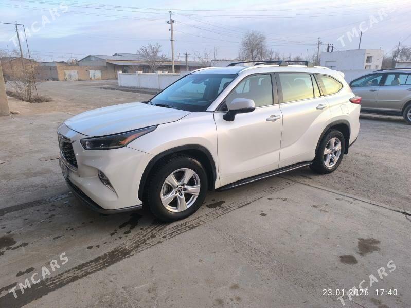 Toyota Highlander 2021 - 520 000 TMT - Gurbansoltan Eje - img 1