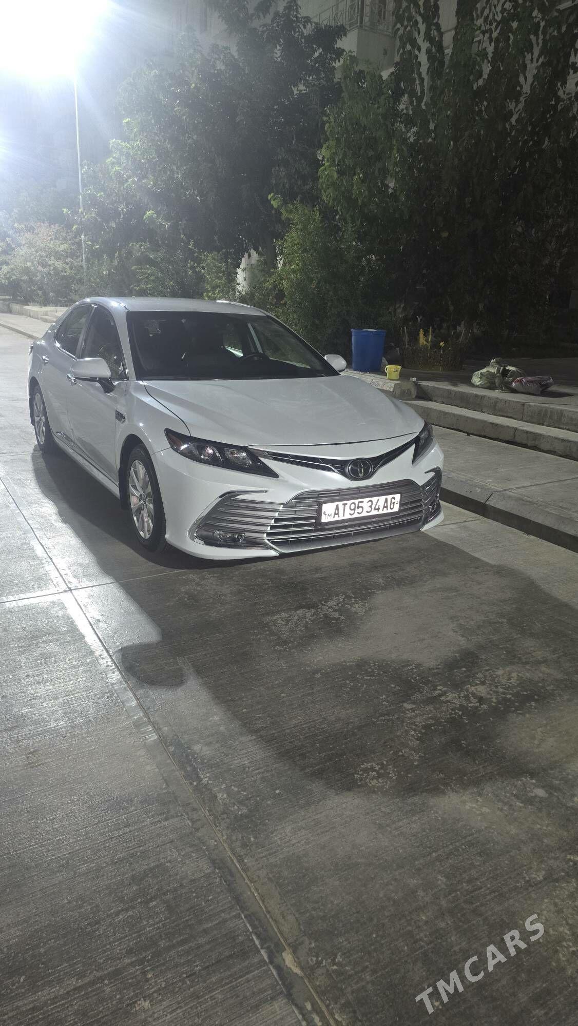 Toyota Camry 2020 - 300 000 TMT - Köşi - img 1