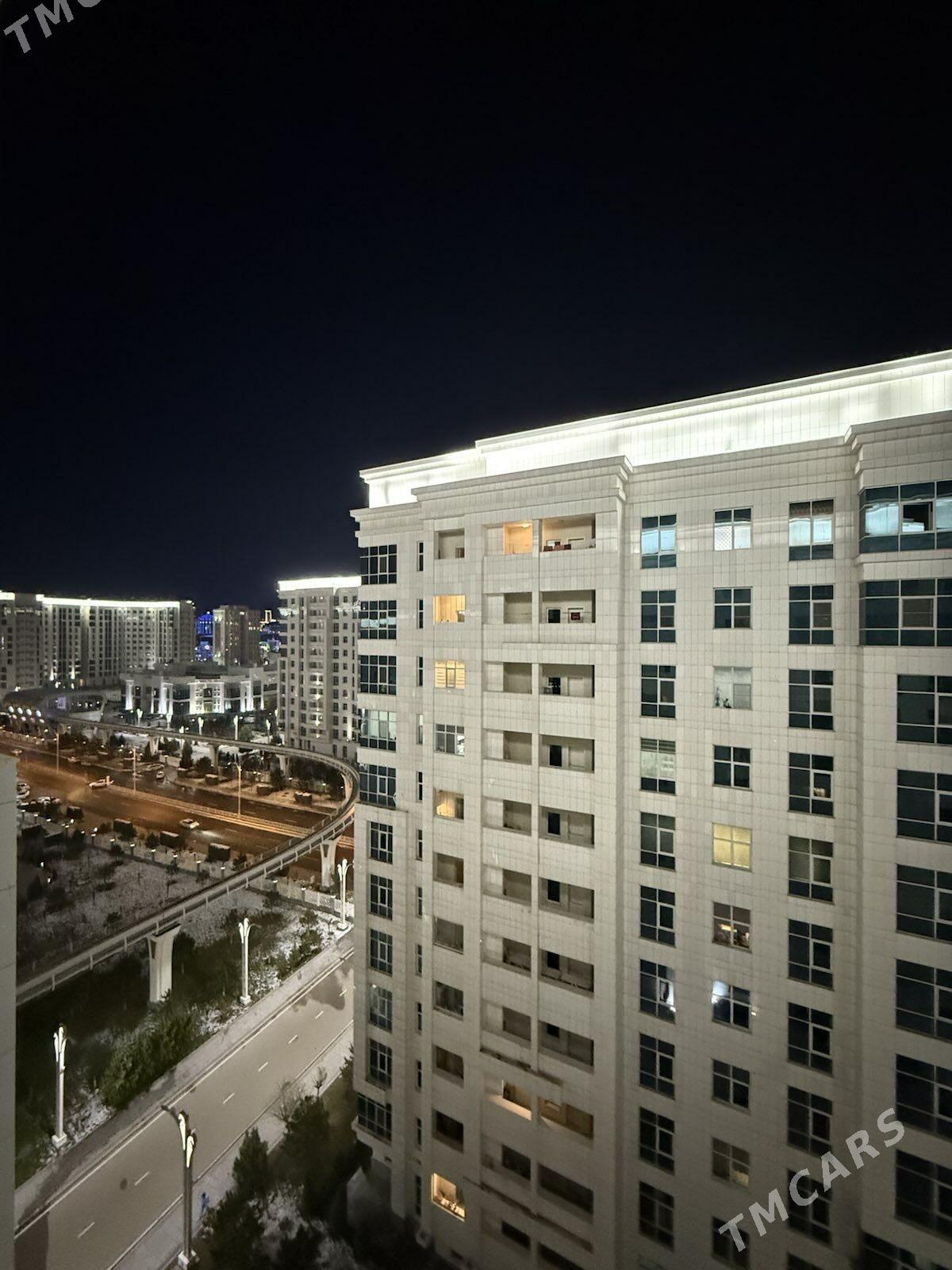 OLIMPISKI GARADOK 3 KOM - Олимпийский городок - img 1