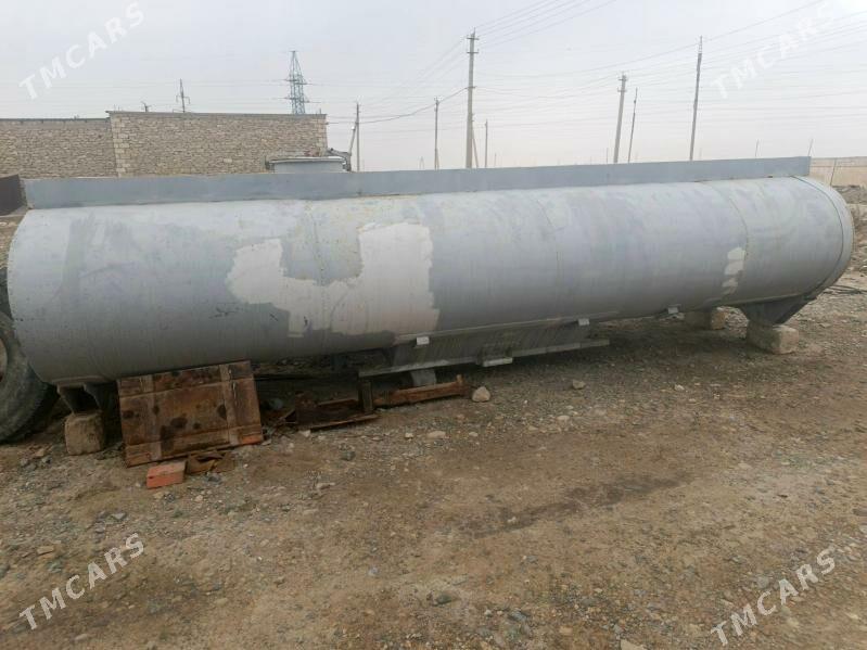 Maz Samosval 2014 - 15 000 TMT - Gyzylarbat - img 1