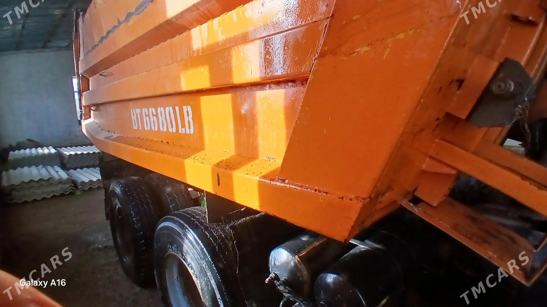 Kamaz 6520 1982 - 130 000 TMT - Dänew - img 1