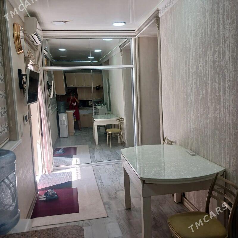 квартал 3 ком - 30 мкр - img 1