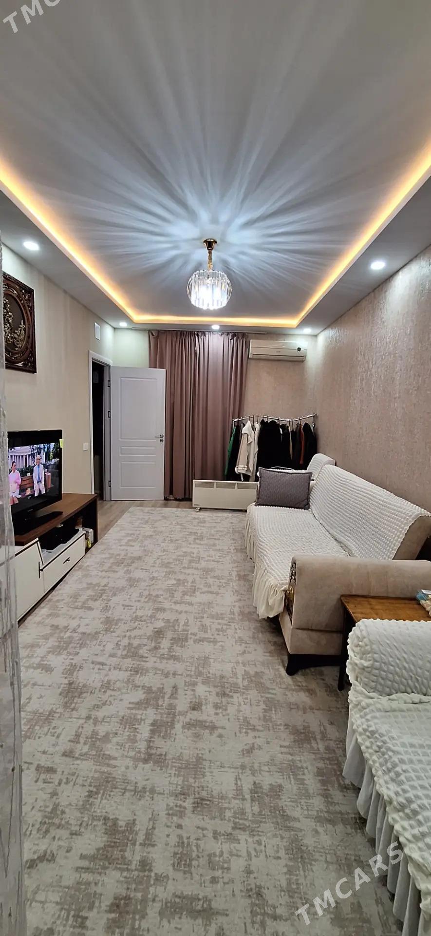 4 мкр.1 эт 1 комнат продажа - 4 мкр - img 1