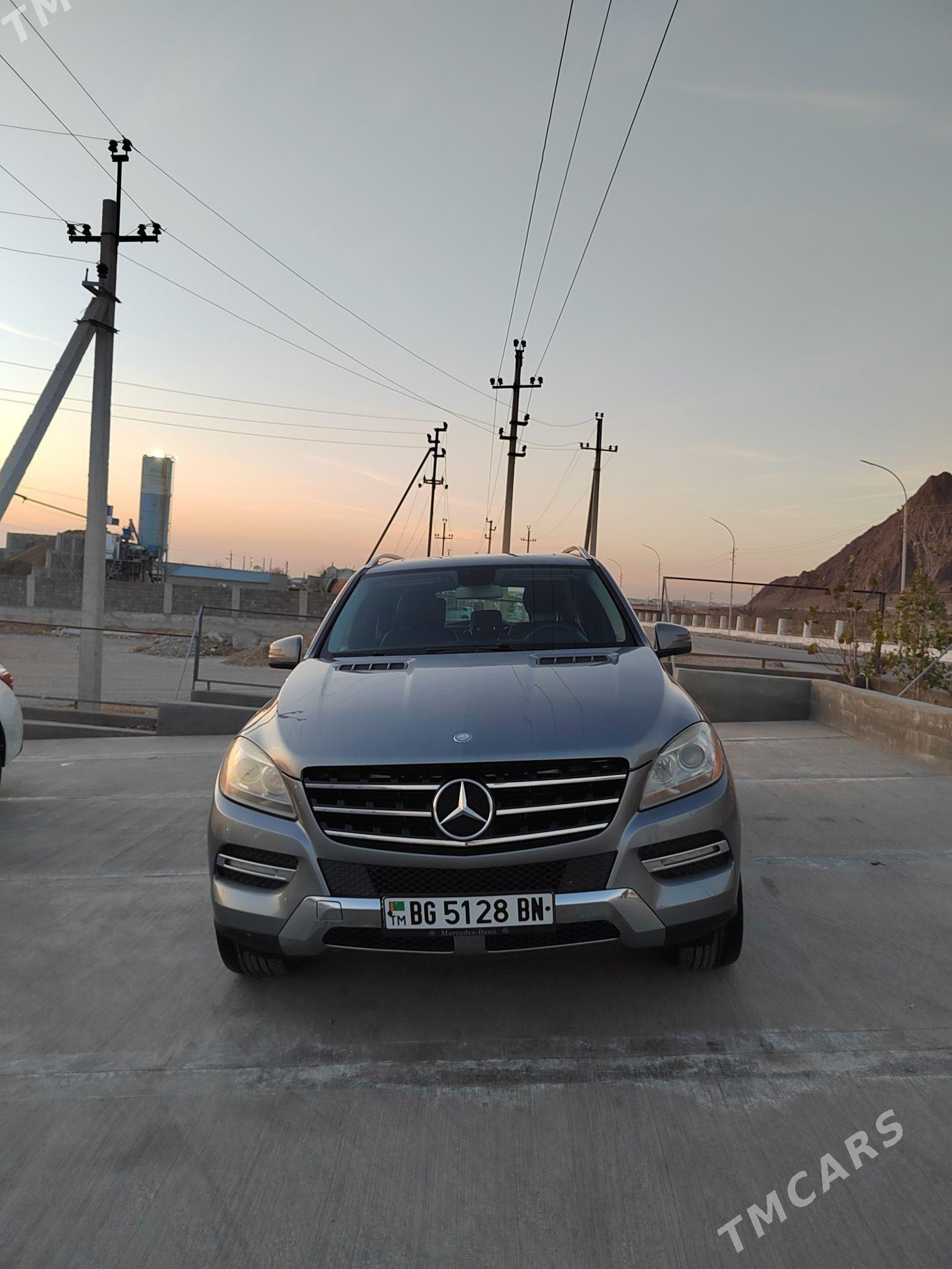 Mercedes-Benz ML350 2012 - 360 000 TMT - Балканабат - img 1