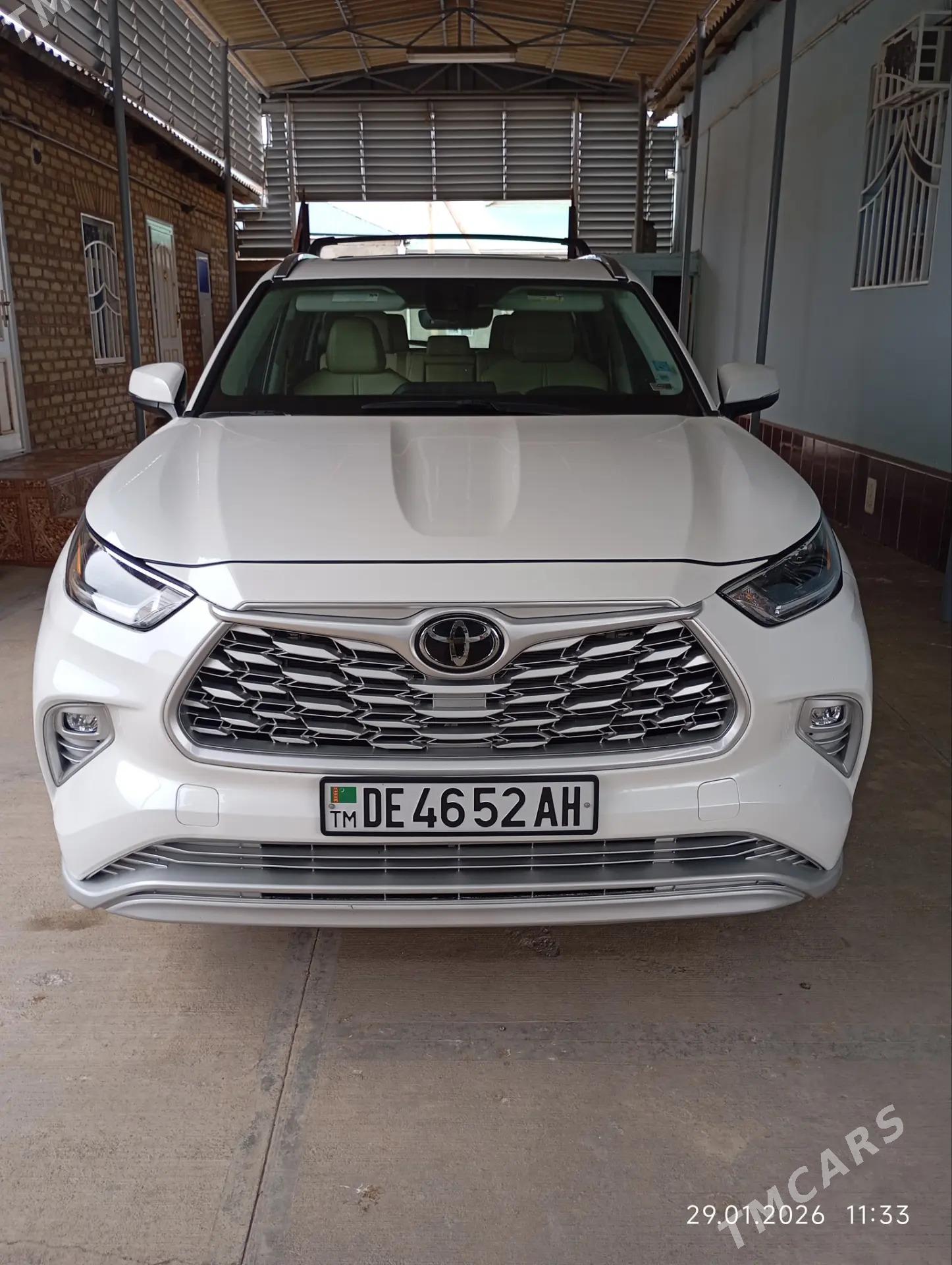 Toyota Highlander 2021 - 580 000 TMT - Теджен - img 1