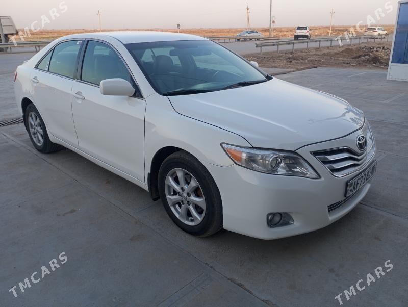 Toyota Camry 2010 - 190 000 TMT - Мургап - img 1