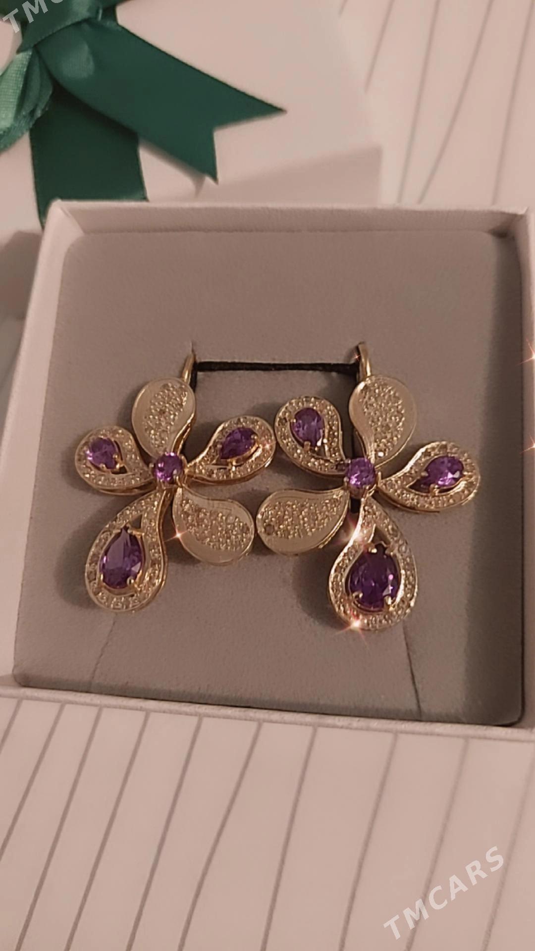 satlyk gyzyl gulakhalka - Mary - img 1