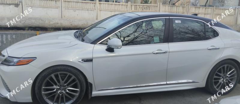 Toyota Camry 2020 - 400 000 TMT - Мары - img 1