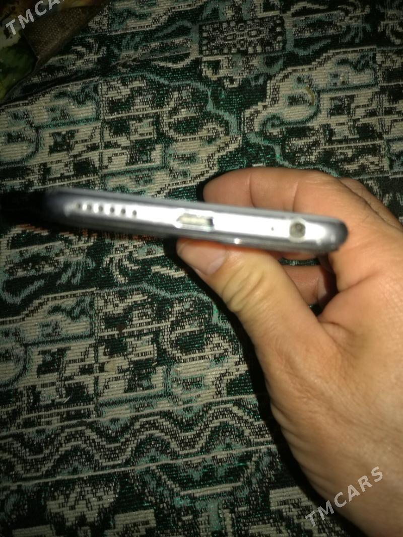 IPhone 6c - Çoganly - img 1