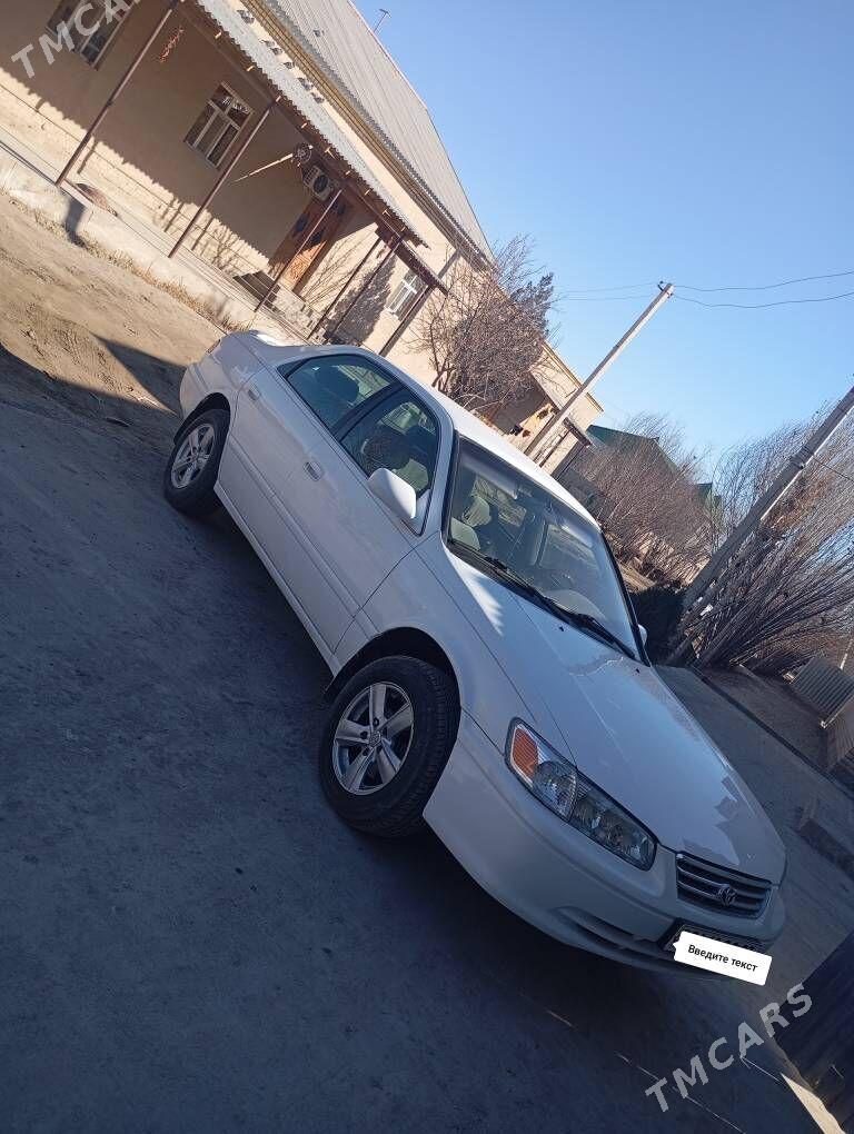 Toyota Camry 2000 - 170 000 TMT - Кёнеургенч - img 1