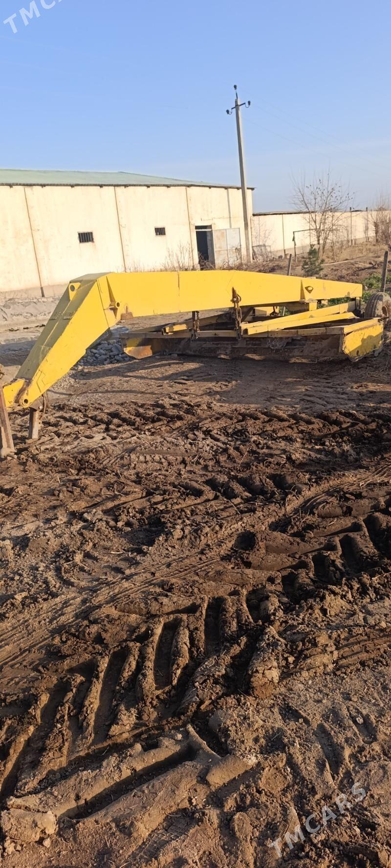 Case STX550 Quadtrac 20 - 100 000 TMT - Babadaýhan - img 1