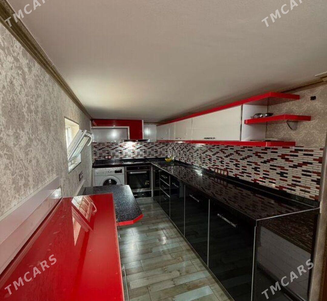 11MKR 1-KOMNAT 1-ETAJ DUPLEKS PODWAL RAHMAN - 11 мкр - img 1