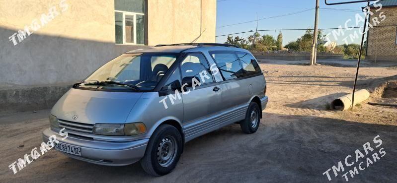 Toyota Previa 1993 - 110 000 TMT - Гурбансолтан Едже - img 1