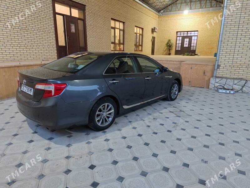 Toyota Camry 2012 - 230 000 TMT - Мары - img 1