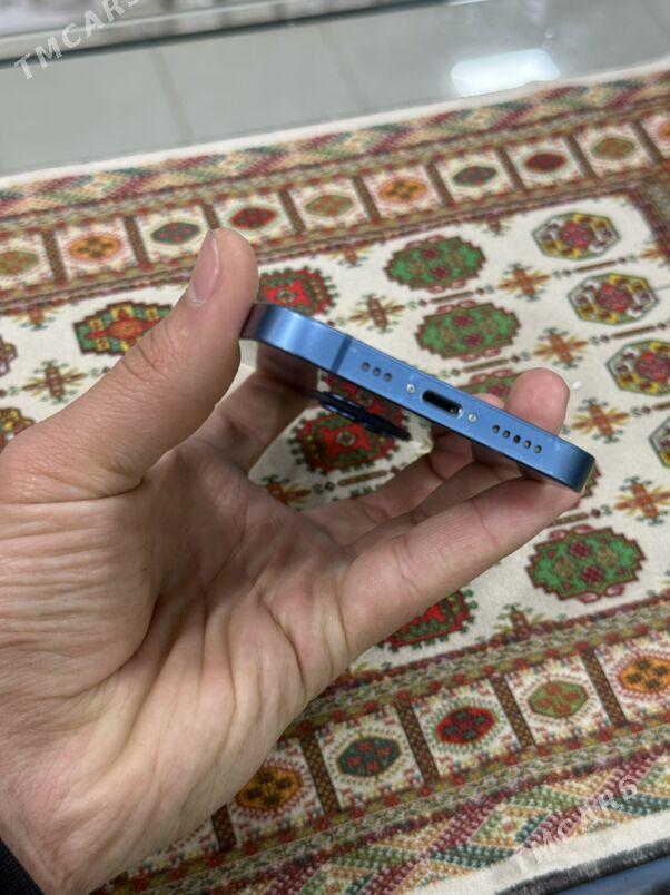 IPhone 13 - Mary - img 1