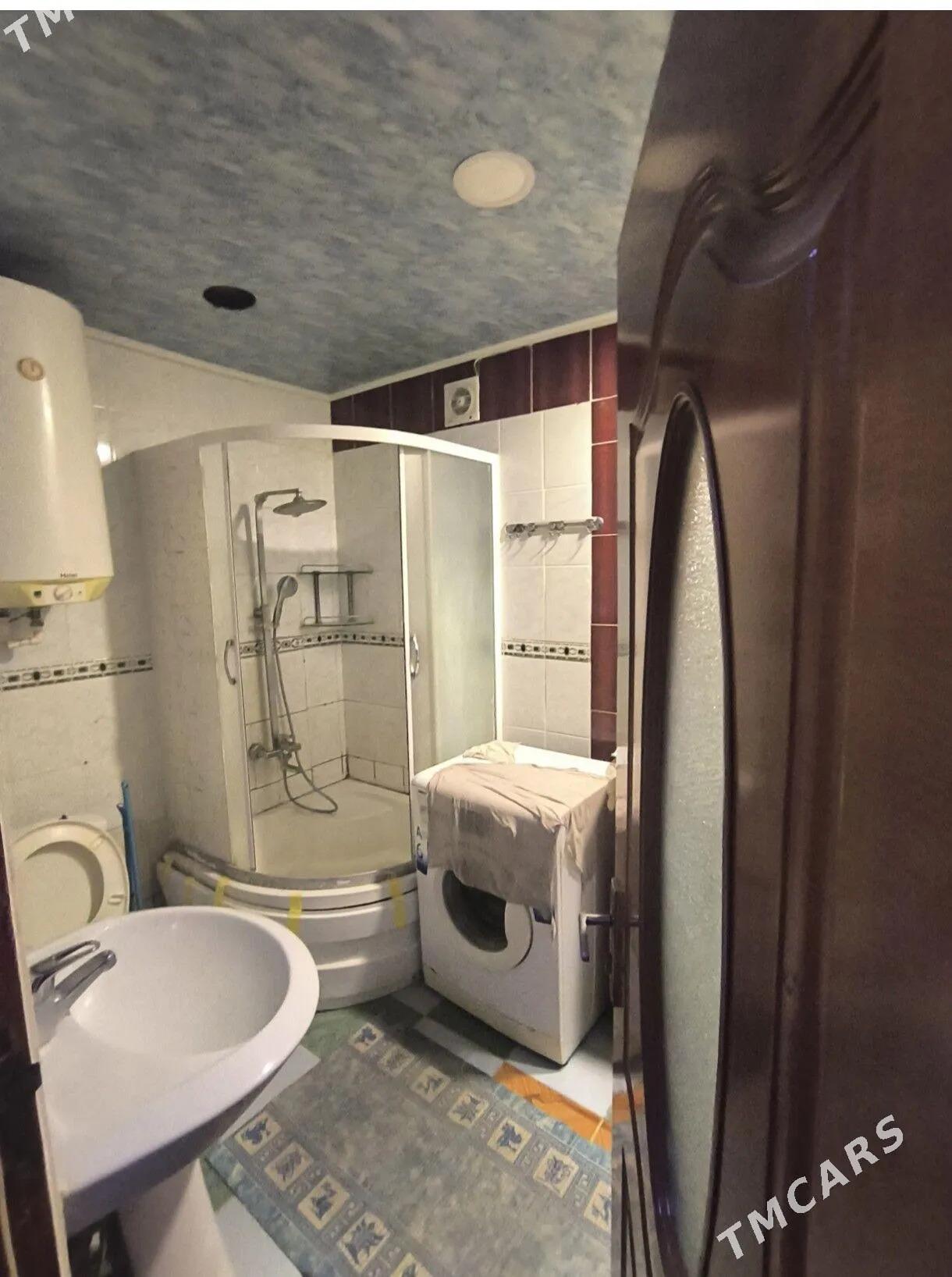 11mkr - 11 mkr - img 1