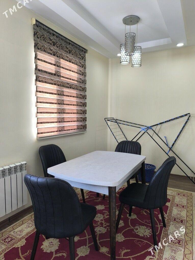 ARENDA GOWDAN W - Гаудан "В" - img 1