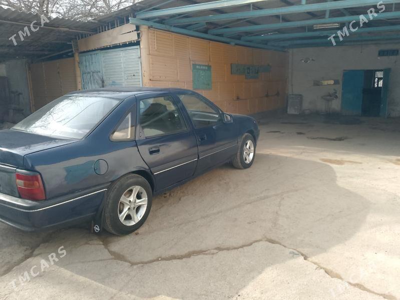Opel Vectra 1992 - 25 000 TMT - Mary - img 1